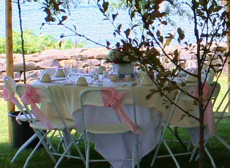 Outdoor wedding table setup